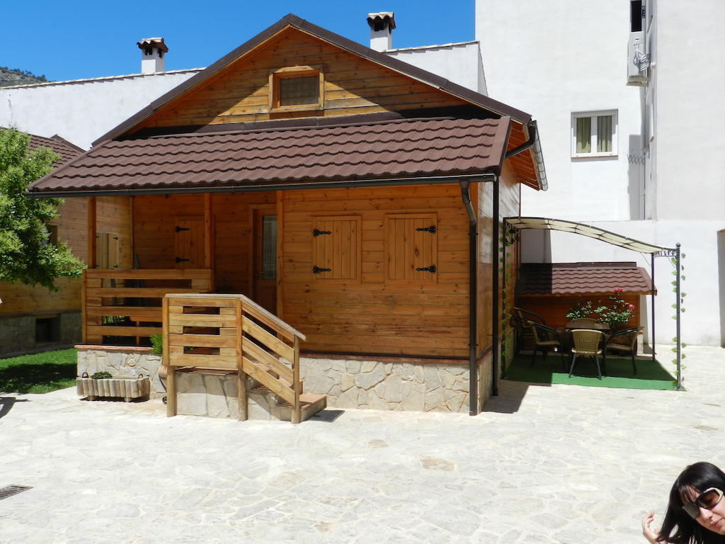 Cabanas De Madera El Rinconcillo Арройо-Фрио Номер фото